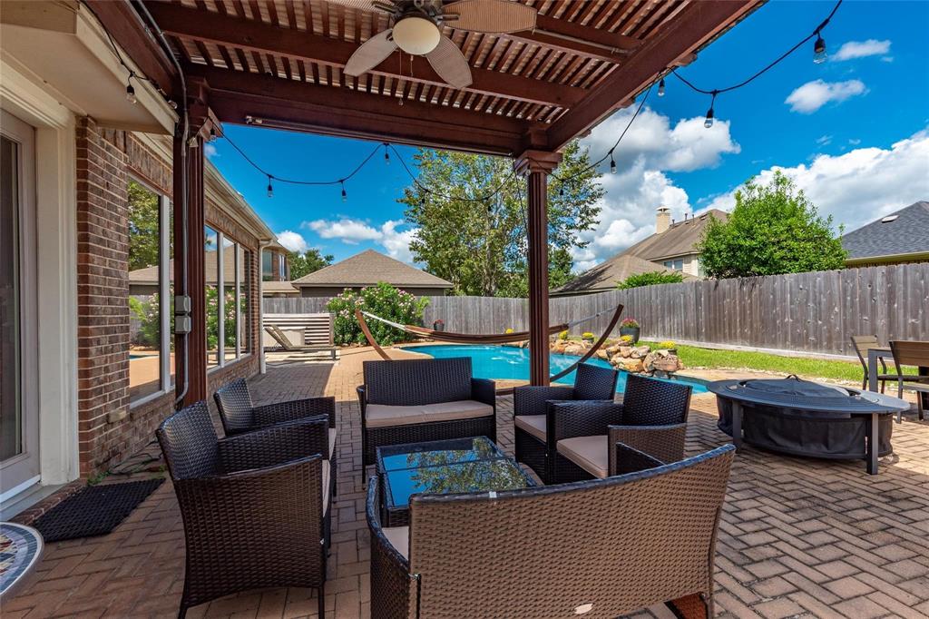 2505 Rockygate Lane, Friendswood, Texas image 39