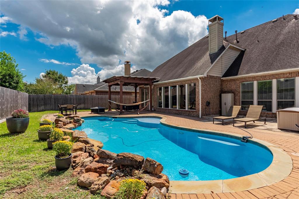 2505 Rockygate Lane, Friendswood, Texas image 41