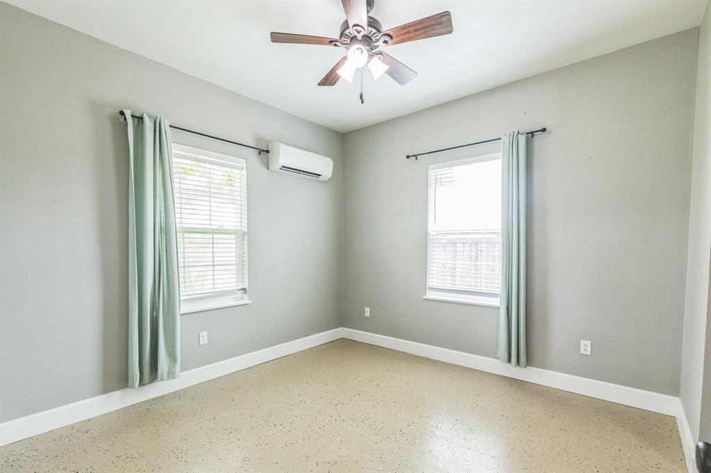 4219 Landon Lane, Baytown, Texas image 28