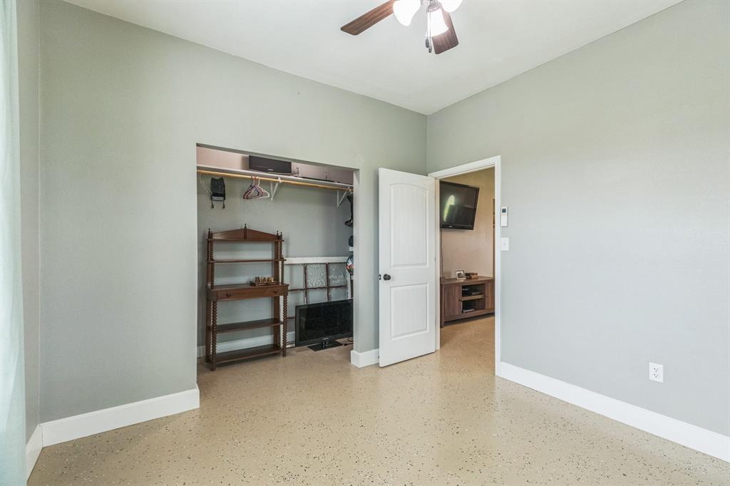 4219 Landon Lane, Baytown, Texas image 27