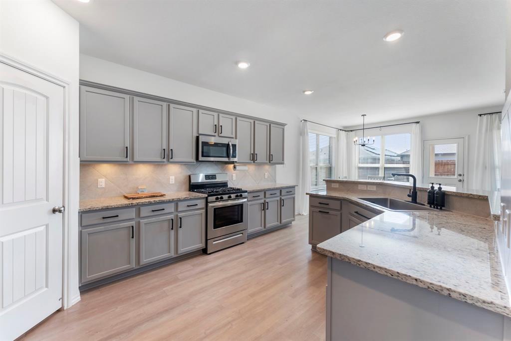 23830 Via Leoni Dr Drive