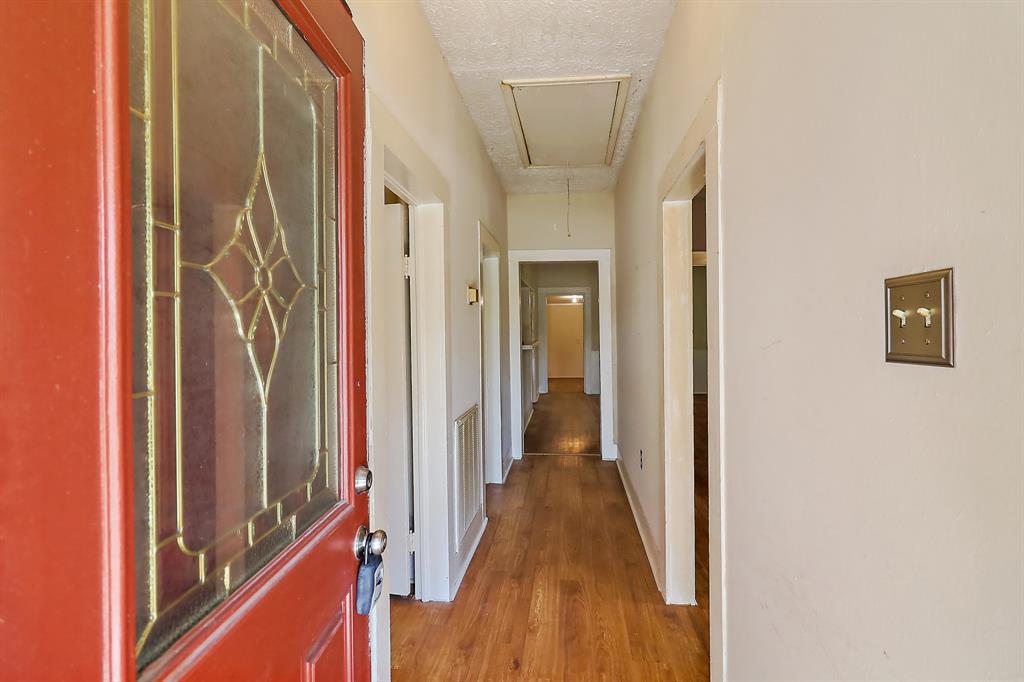 5422 1st Street, Crosby, Texas image 3