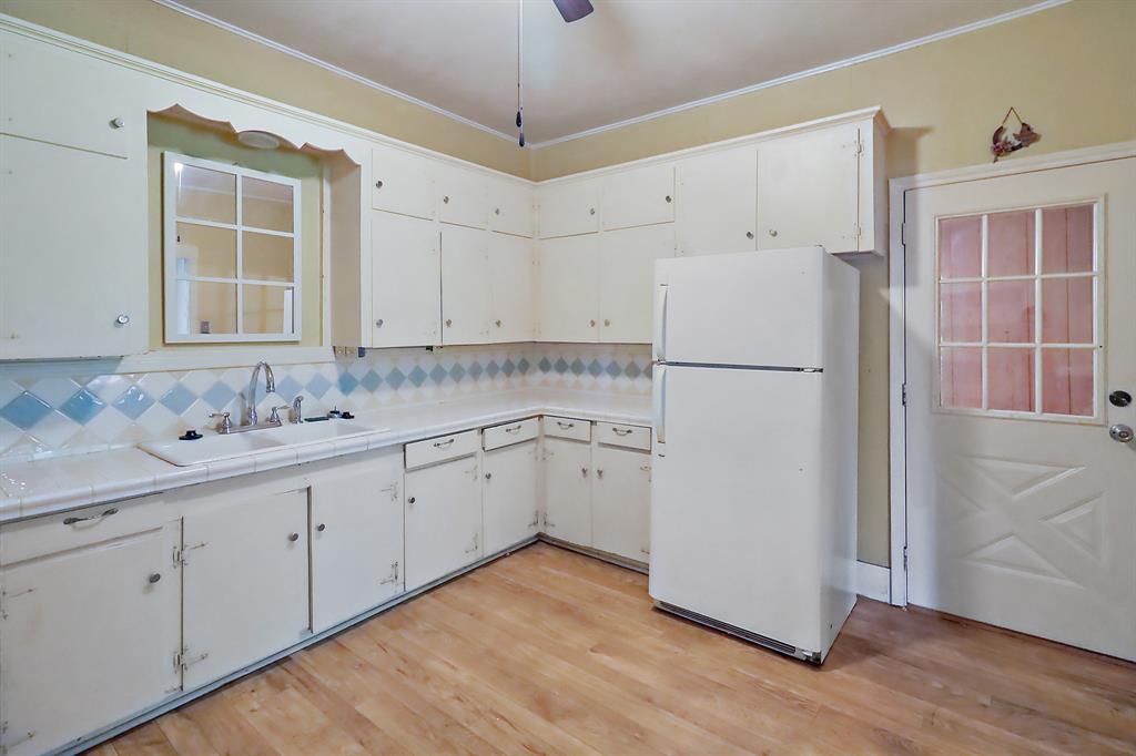 5422 1st Street, Crosby, Texas image 11