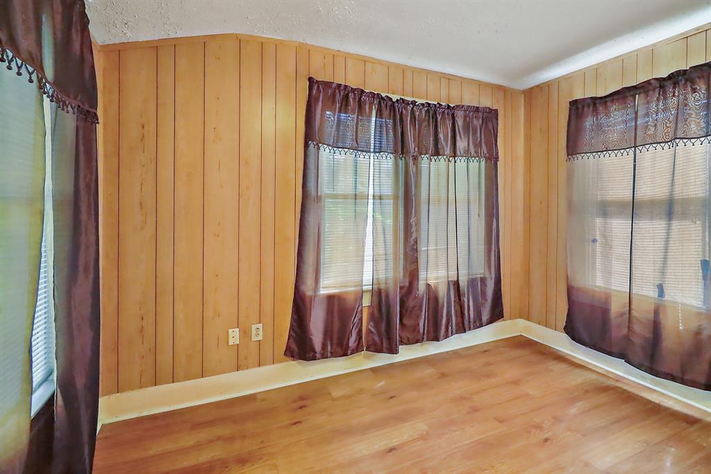5422 1st Street, Crosby, Texas image 17