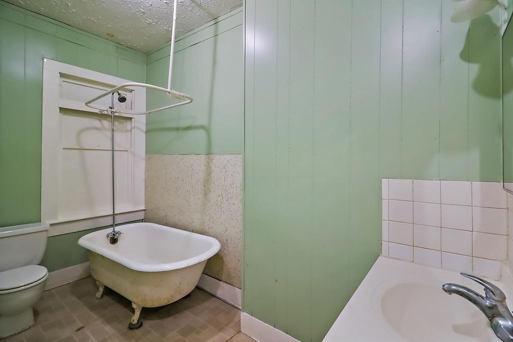 5422 1st Street, Crosby, Texas image 14