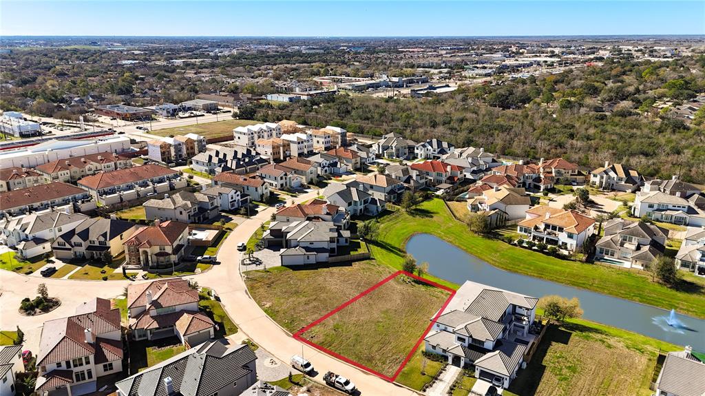 2322 Camden Creek Lane
