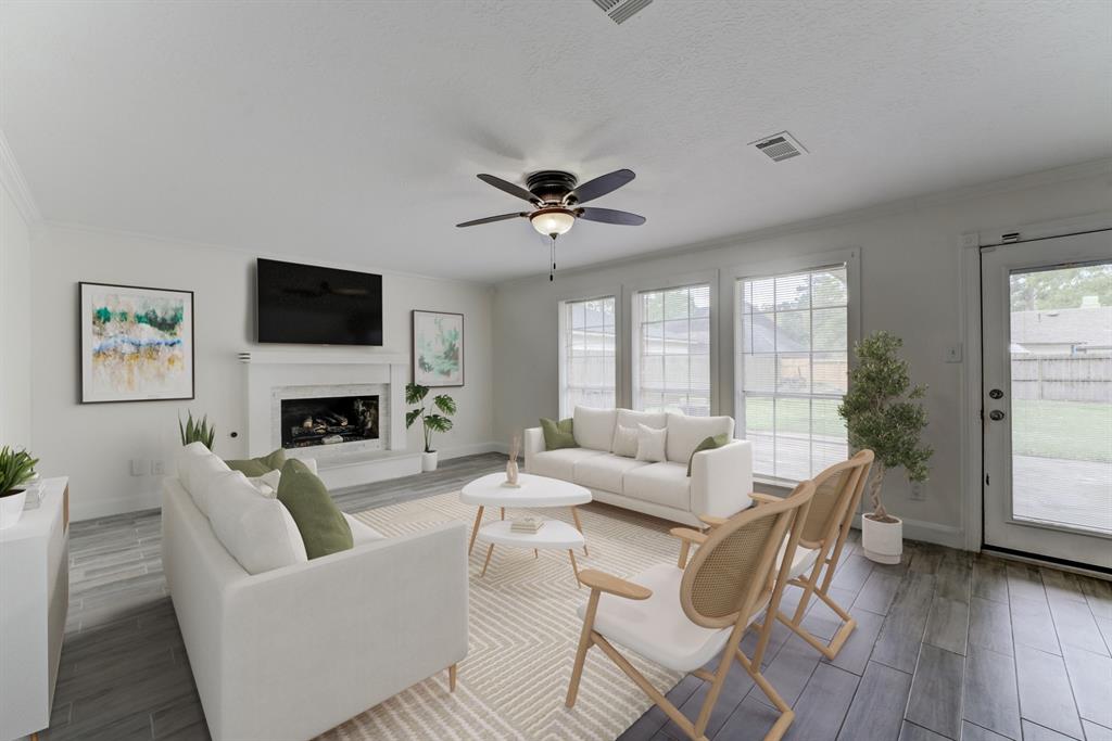 560 Landfall Lane, Conroe, Texas image 19