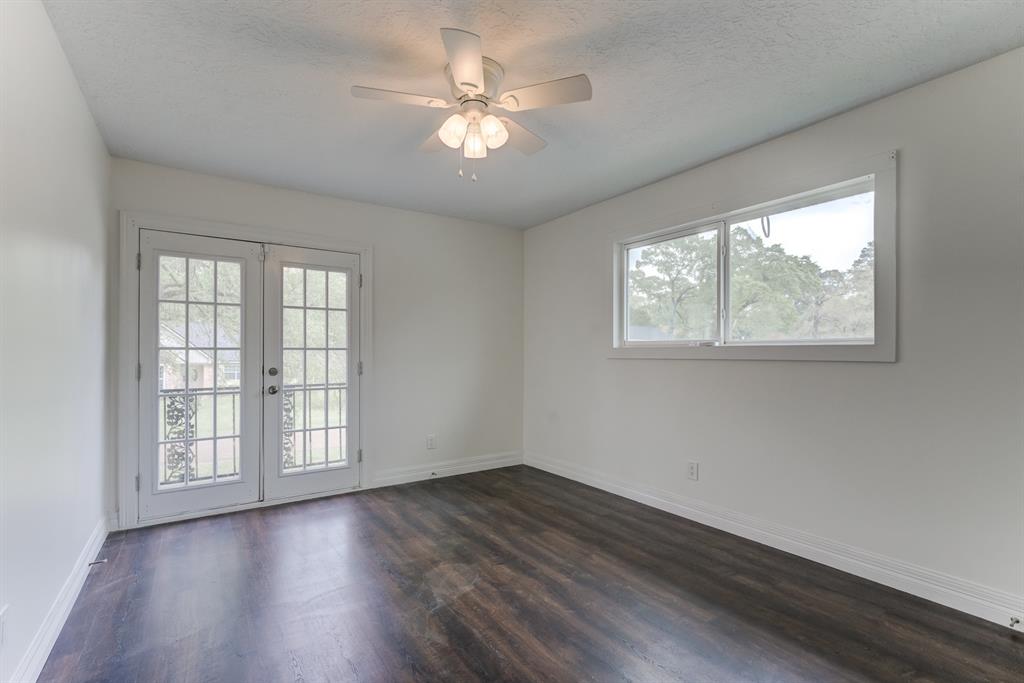 560 Landfall Lane, Conroe, Texas image 39