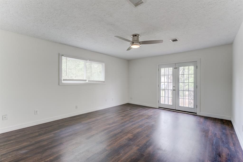 560 Landfall Lane, Conroe, Texas image 24