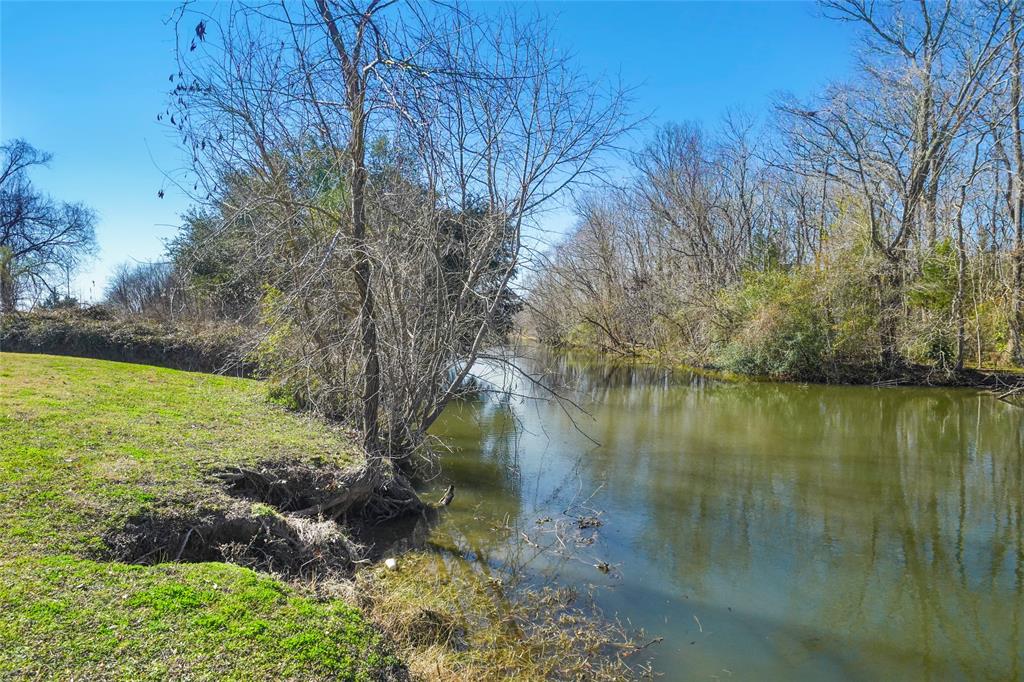 11211 Windswept Way, Willis, Texas image 13