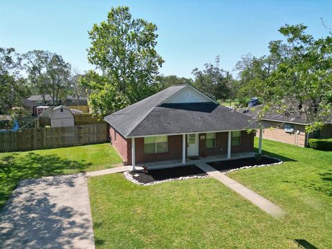 A home in Brazoria