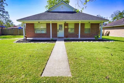 A home in Brazoria