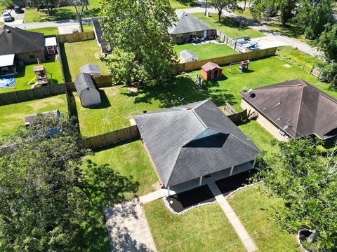 A home in Brazoria