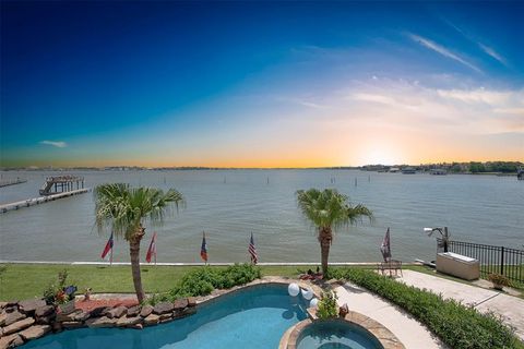 2242 Marina Way League City TX 77565