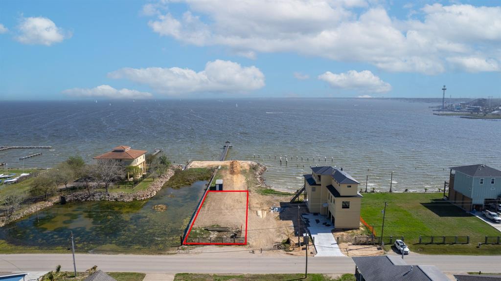 802 Todville Road, Seabrook, Texas image 4