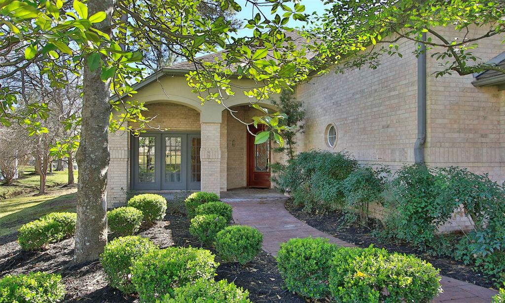 30 Winthrop Harbor Court