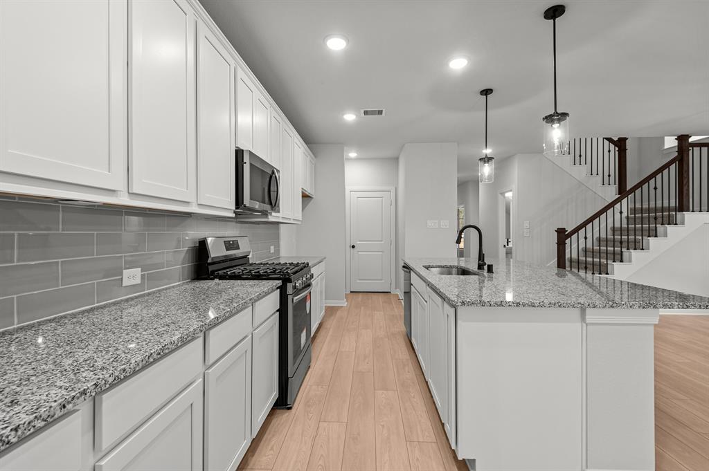 562 Red Eyed Vireo Court, Magnolia, Texas image 20
