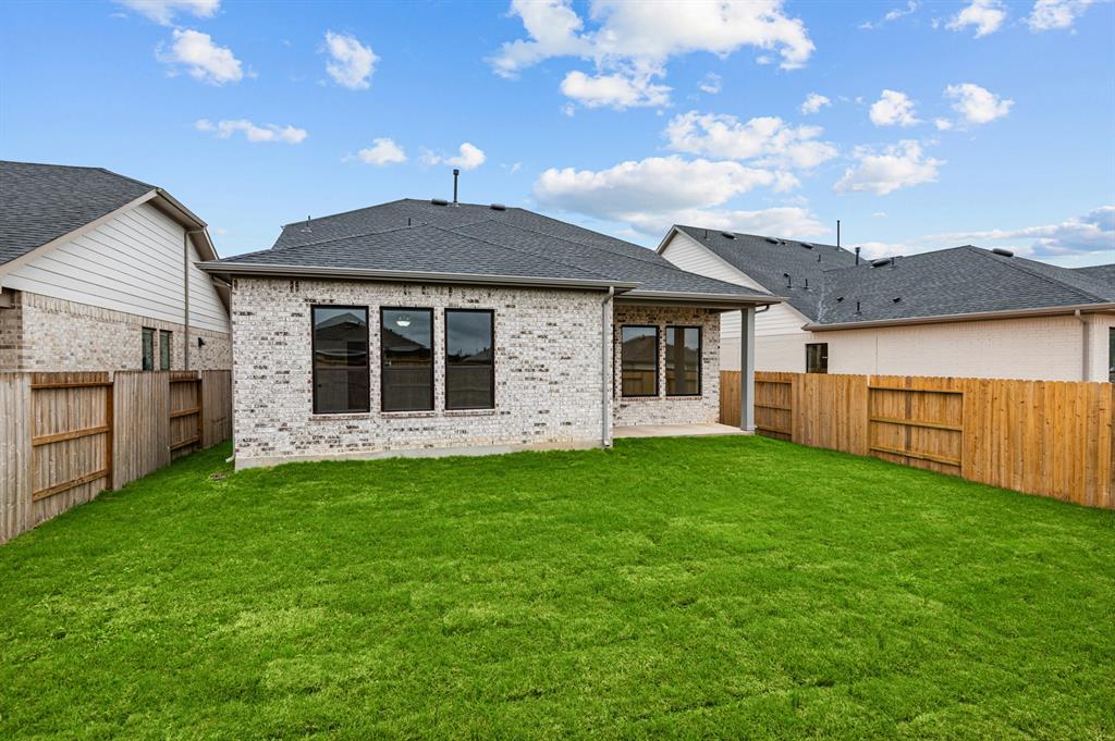 562 Red Eyed Vireo Court, Magnolia, Texas image 8