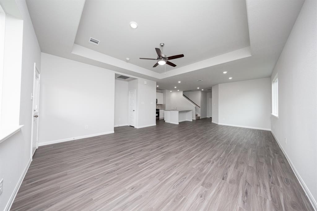 16527 Willow Forest Drive, Conroe, Texas image 9