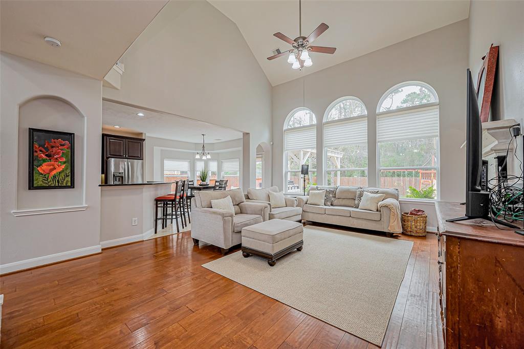 7518 Finn Way Drive, Humble, Texas image 6