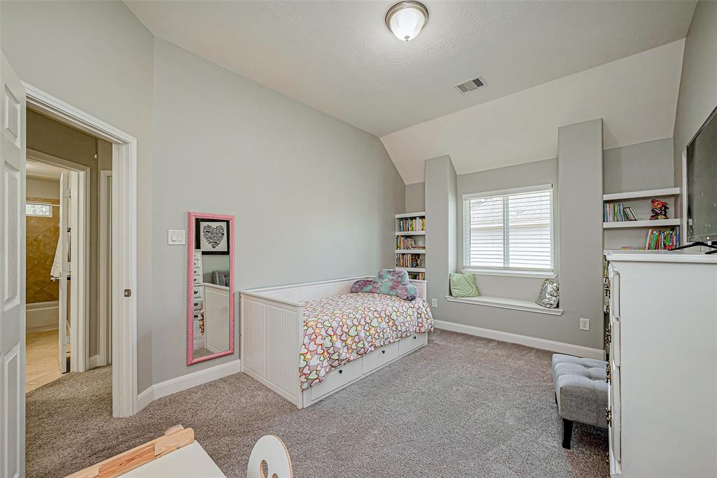 7518 Finn Way Drive, Humble, Texas image 18