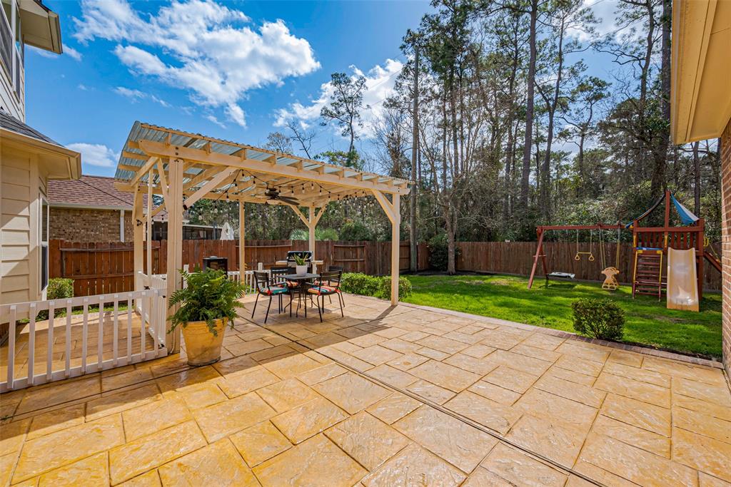 7518 Finn Way Drive, Humble, Texas image 21