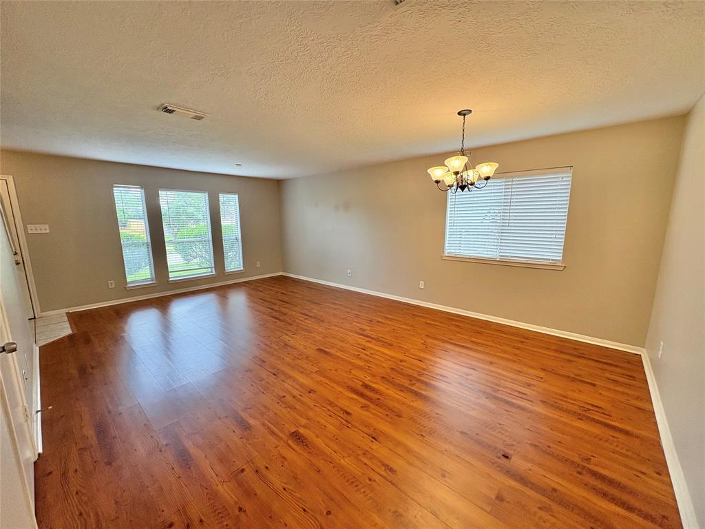 20107 Bambiwoods Drive, Humble, Texas image 7