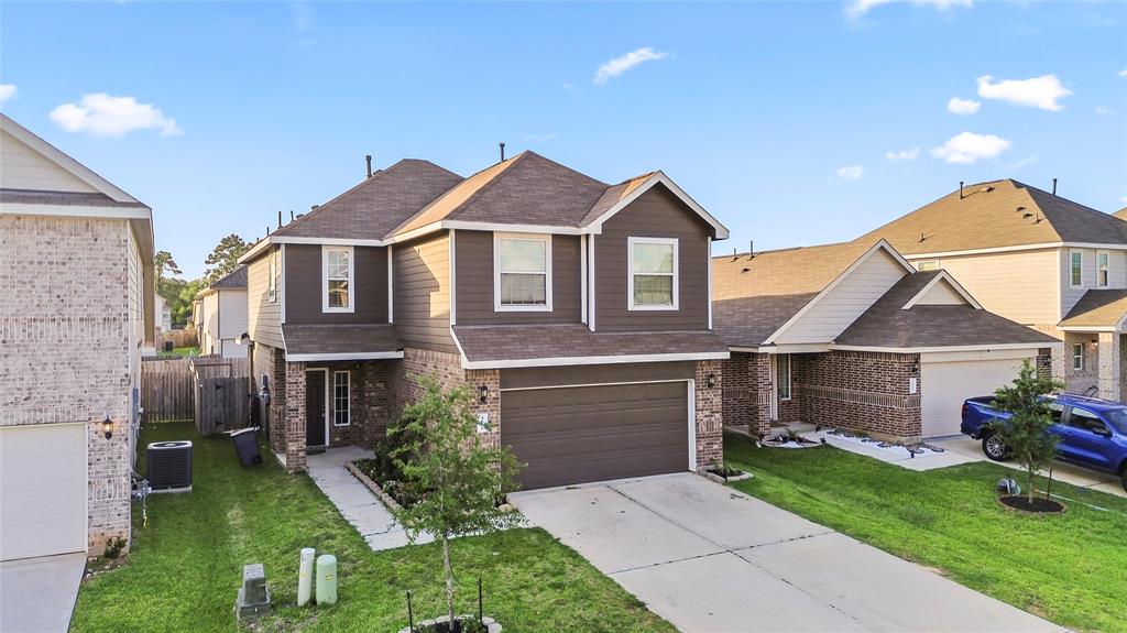 4831 Blue Jacaranda Way, Spring, Texas image 2