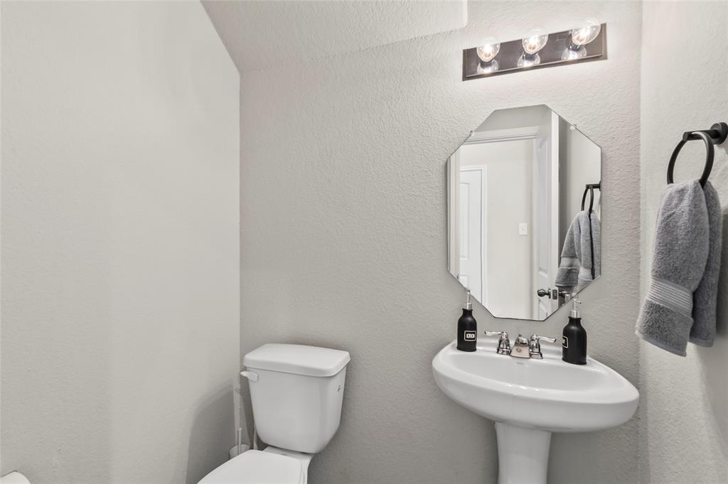 4831 Blue Jacaranda Way, Spring, Texas image 9