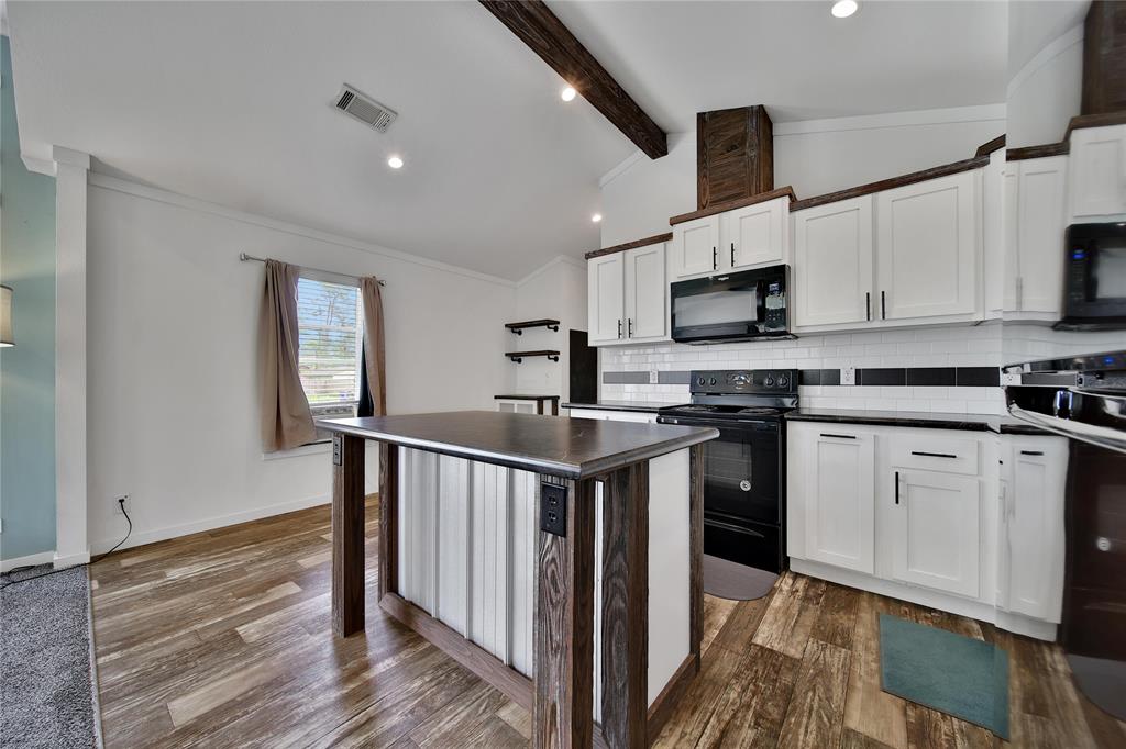 25372 Spruce Lane, Cleveland, Texas image 8