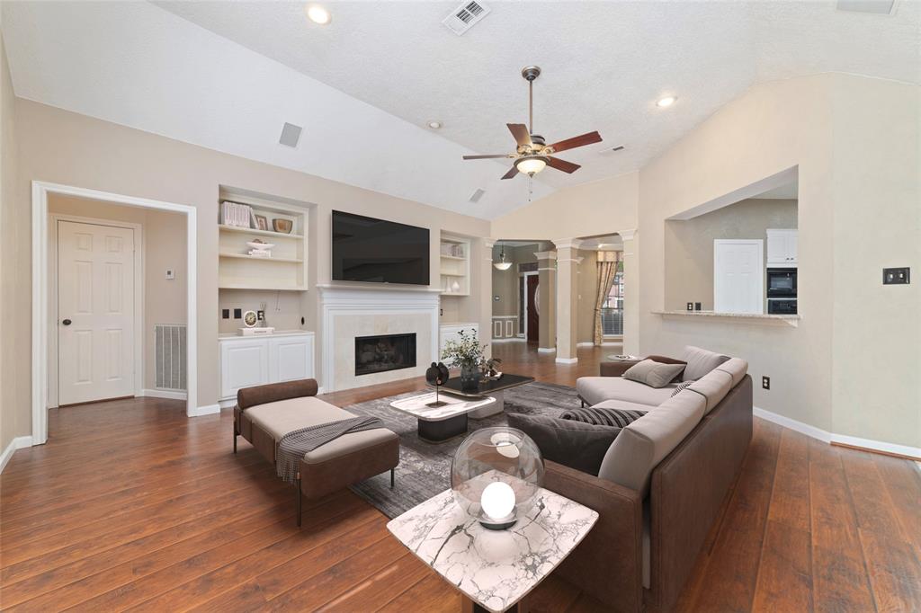 5314 Wild Blackberry Drive, Kingwood, Texas image 8