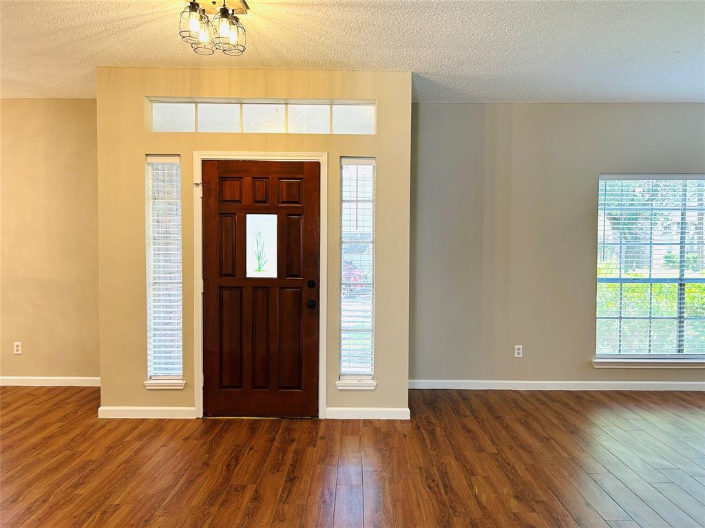 2802 Grants River Circle, Sugar Land, Texas image 7