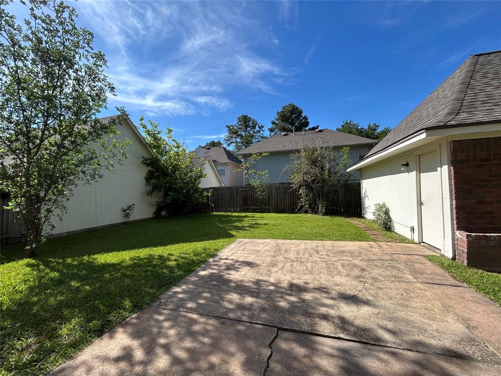 2802 Grants River Circle, Sugar Land, Texas image 32
