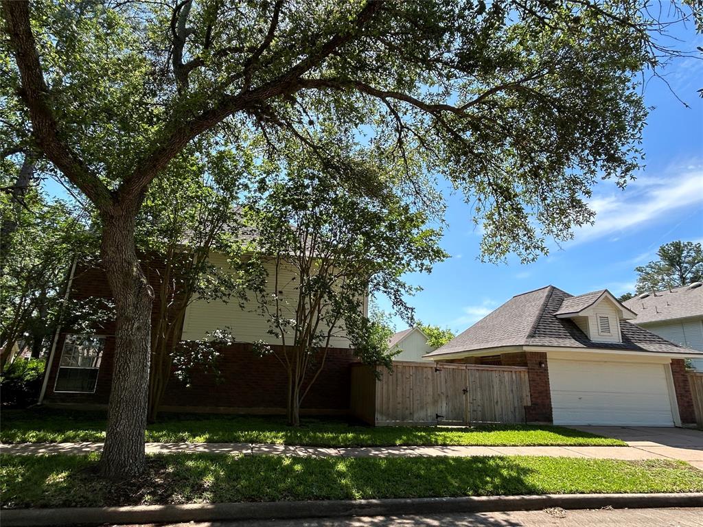 2802 Grants River Circle, Sugar Land, Texas image 3