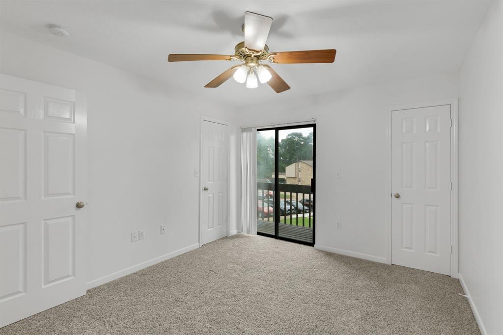 2521 Crosstimbers Street #A3, Huntsville, Texas image 20