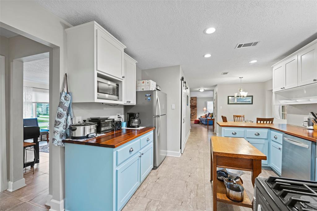 16107 York Minster Drive, Spring, Georgia image 16
