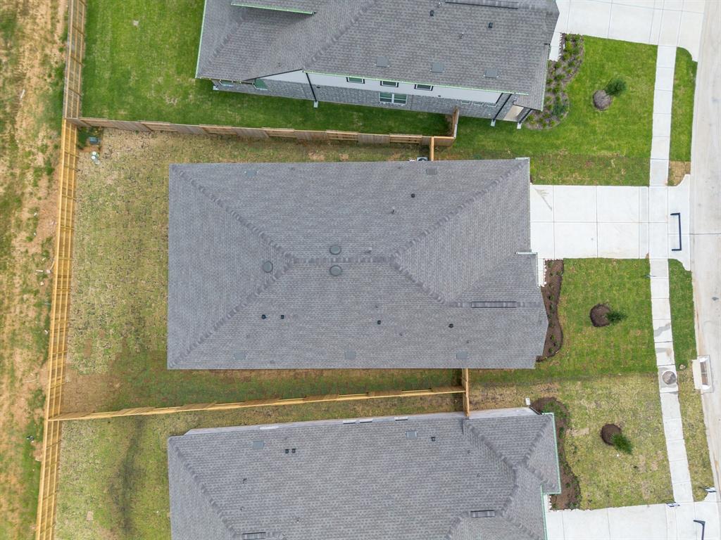 32026 Fernwood Mallow Court, Hockley, Texas image 3