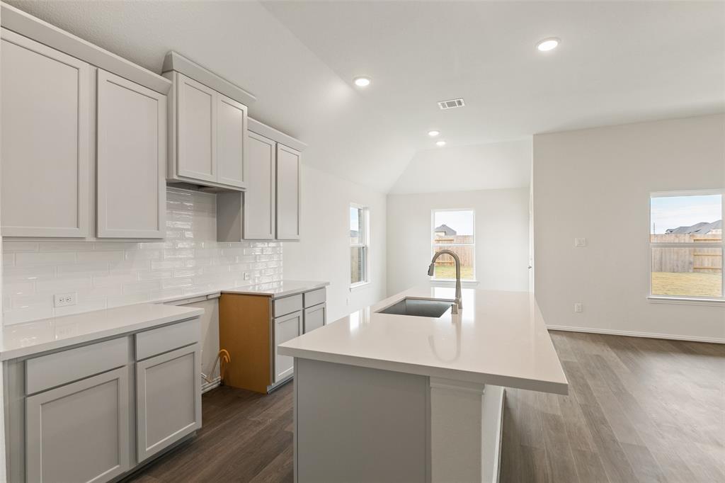 5018 Field Sparrow Lane, Rosenberg, Texas image 21