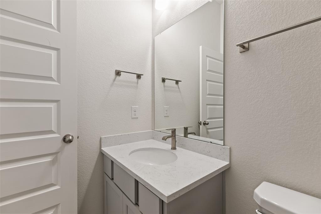 5018 Field Sparrow Lane, Rosenberg, Texas image 10