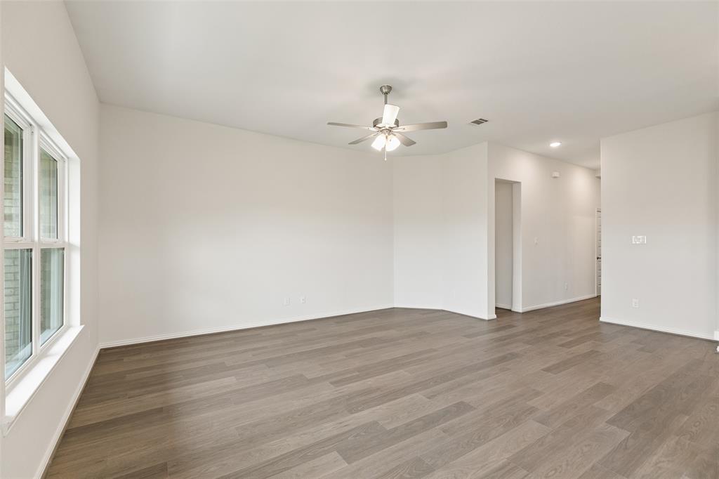 5018 Field Sparrow Lane, Rosenberg, Texas image 13
