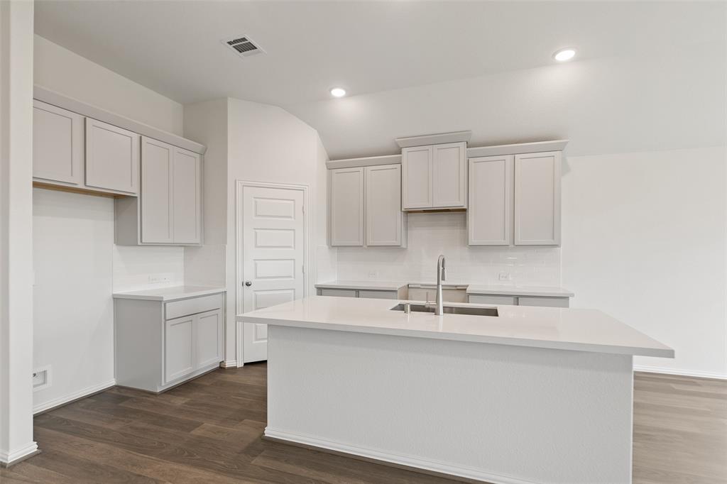 5018 Field Sparrow Lane, Rosenberg, Texas image 15