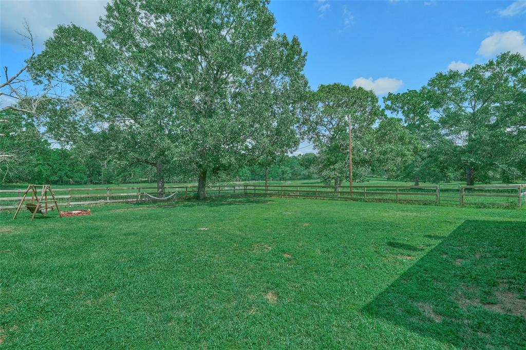27548 N Log Cabin Road, Montgomery, Texas image 34
