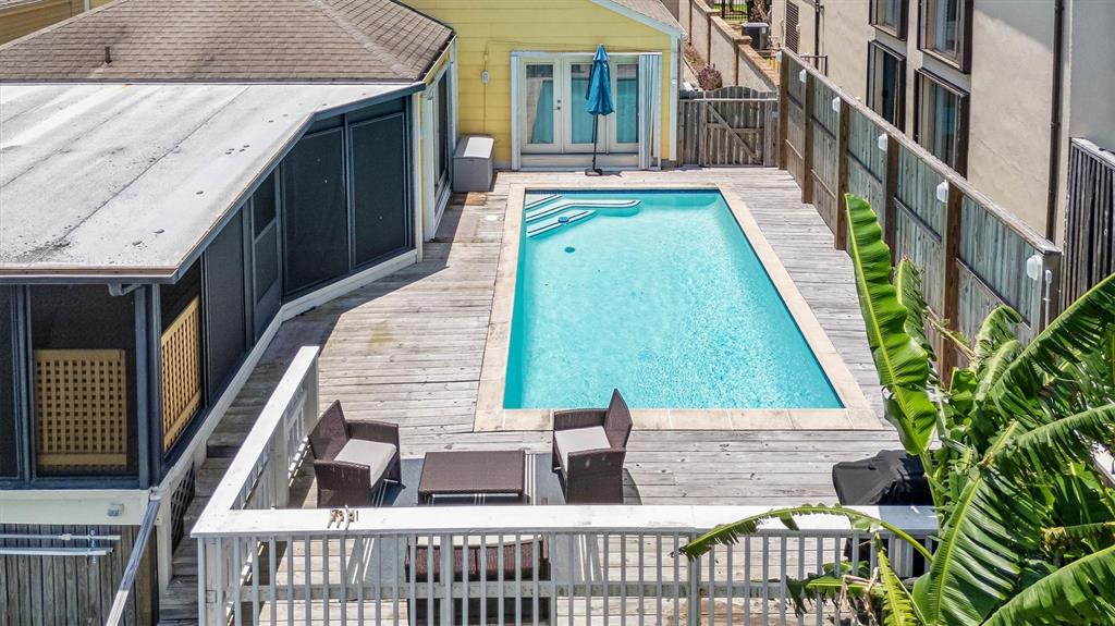 36 Lakeview Drive, Galveston, Texas image 29