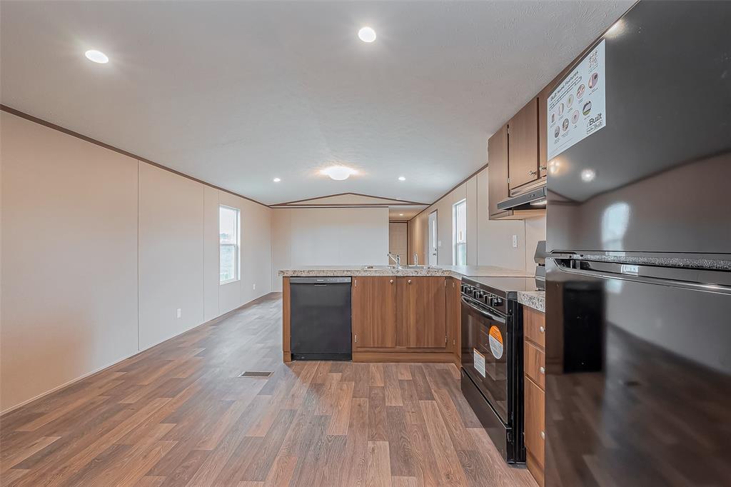 868 Rd 5914-37, Cleveland, Texas image 17