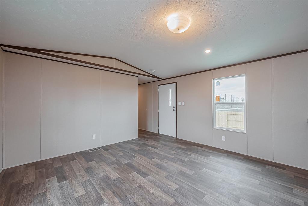 868 Rd 5914-37, Cleveland, Texas image 13