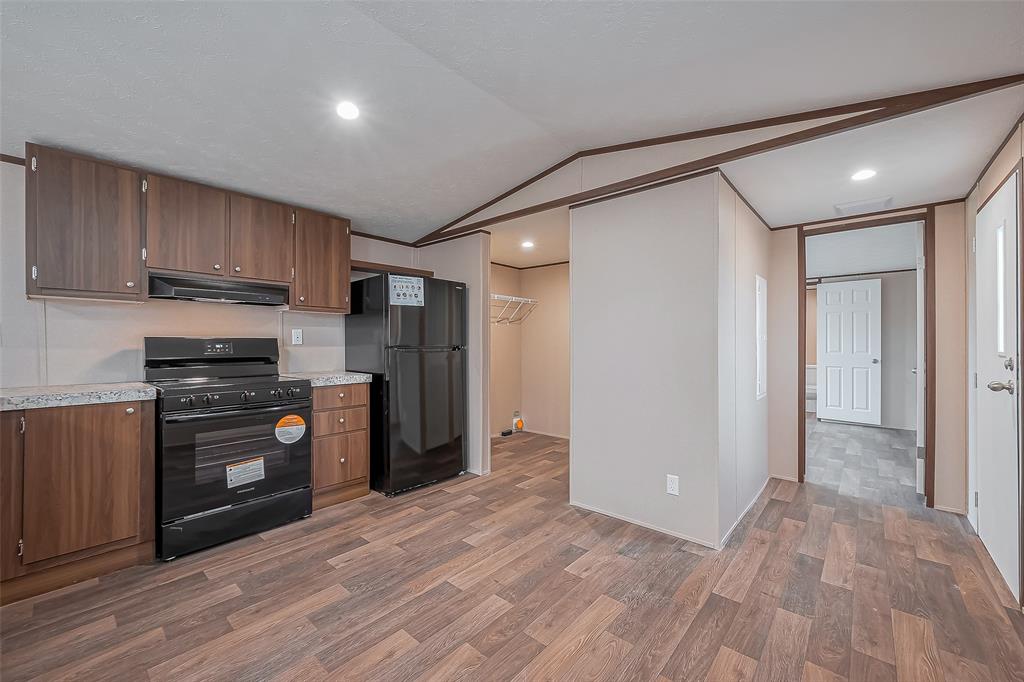 868 Rd 5914-37, Cleveland, Texas image 15