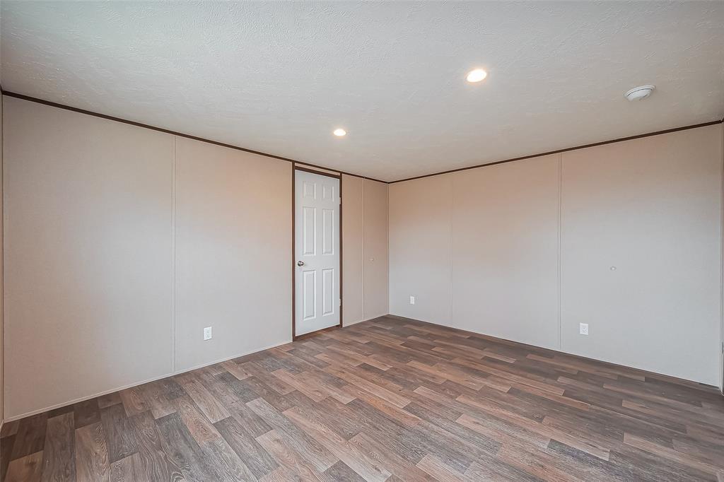 868 Rd 5914-37, Cleveland, Texas image 27