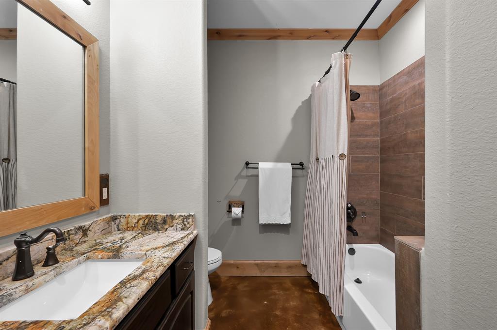 9948 Roda Drive, Conroe, Texas image 25