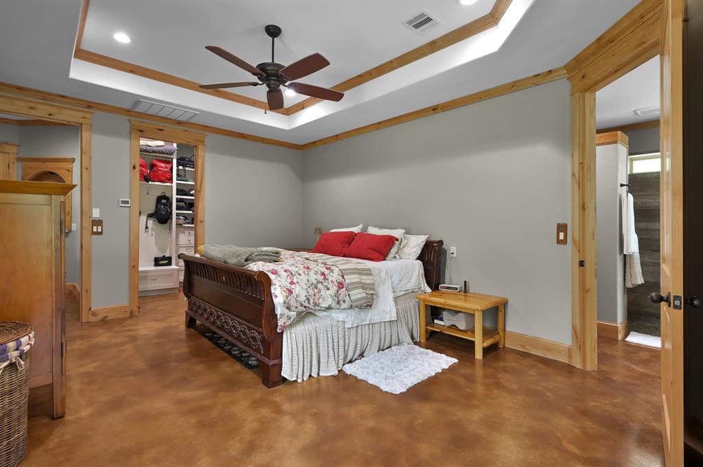 9948 Roda Drive, Conroe, Texas image 18