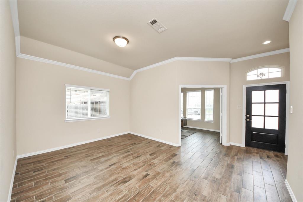 30262 Cascading Brook Way, Brookshire, Texas image 11